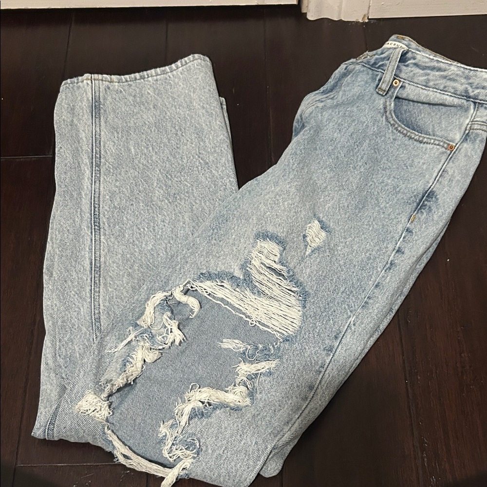 Women’s PacSun mom jeans with rips
